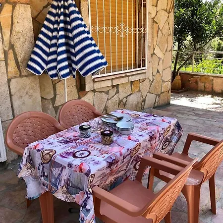 Cozy Apartment In Ladies Beach Kusadasi *